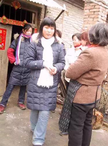 农村媒婆赚大钱，相亲一家三千块，已经开始形成产业链
