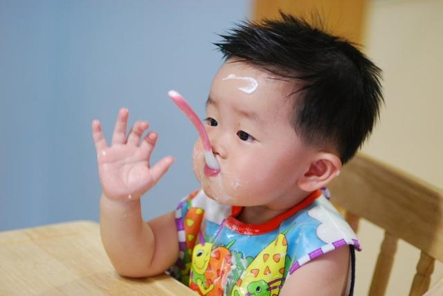 酸奶补钙效果好还是鲜奶补钙好 酸奶补钙效果好还是鲜奶补钙好