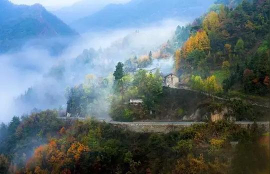 最美冷门的秋景！山西通天峡也在绽放属于他的美