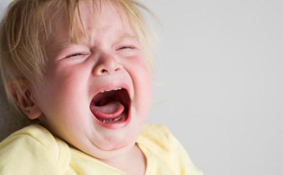 宝宝发脾气该怎么办 宝宝发脾气该怎么办