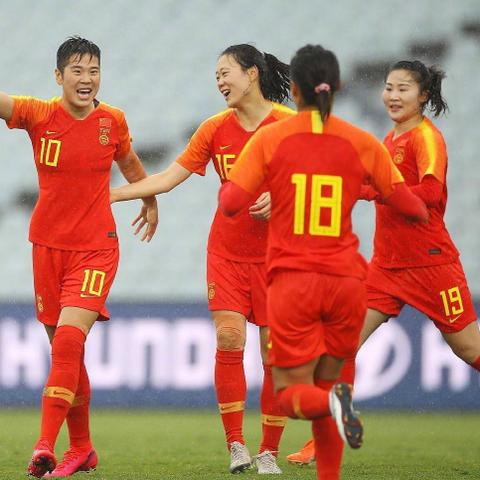 足球比赛加油操文案简短的长尾关键词有什么