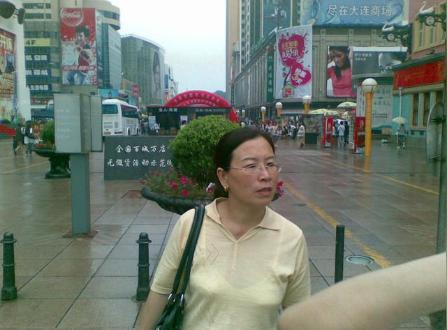 52岁保姆被雇主求婚果断拒绝：我是想挣钱，但有些钱我挣不起