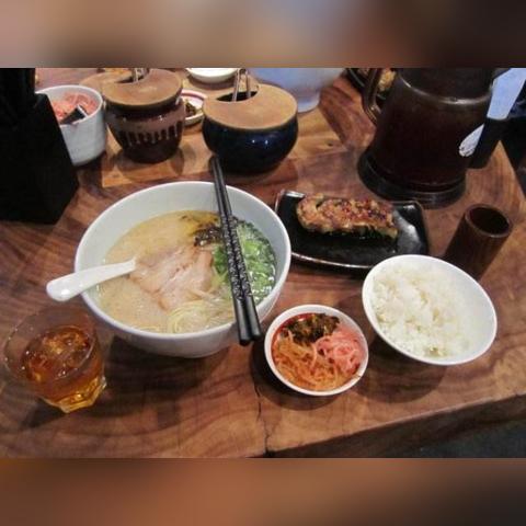 兰州拉面饺子奶香味的相关长尾关键词有哪些