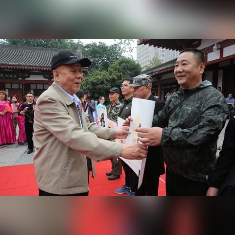 深圳保安员证怎么补办？