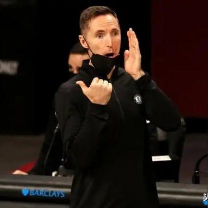 非法足球怎么公开阵容