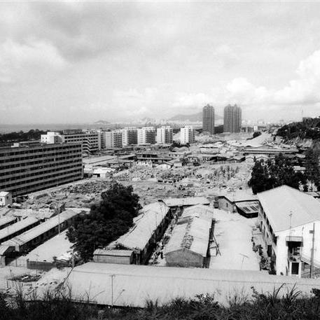 深圳在什么时候由宝安县改名为深圳市的？为什么要该？