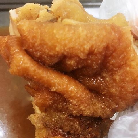 南宁可以堂食的蛋糕店的相关长尾关键词有哪些