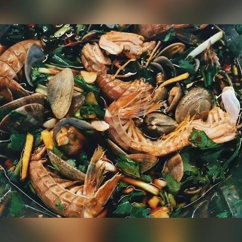 深圳市的牛在哪个广场