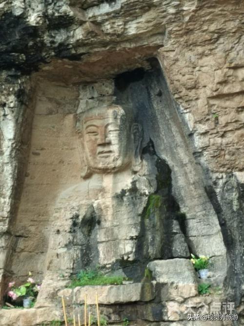 唐代石刻艺术珍品之作，市重点文物，山东省邹城凤凰山石窟造像