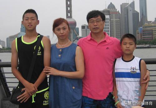 延边足球领军人物，22年前痛斥中国足球没戏，爱子接棒成恒大主力