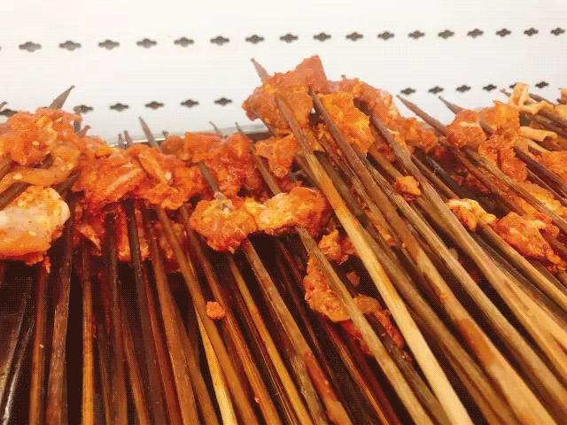 半夜吃什么美食好吃（邢台有什么美食）