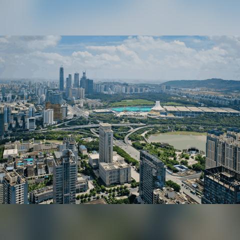 深圳市和南宁市哪个好