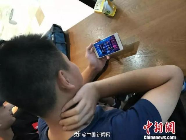 网游22点后不得为未成年人服务是怎么回事