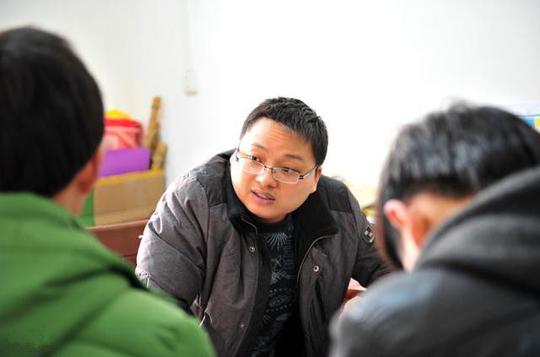 好人有好报，小孩偷钱被打，他帮其解围，多年后莫名其妙被帮助