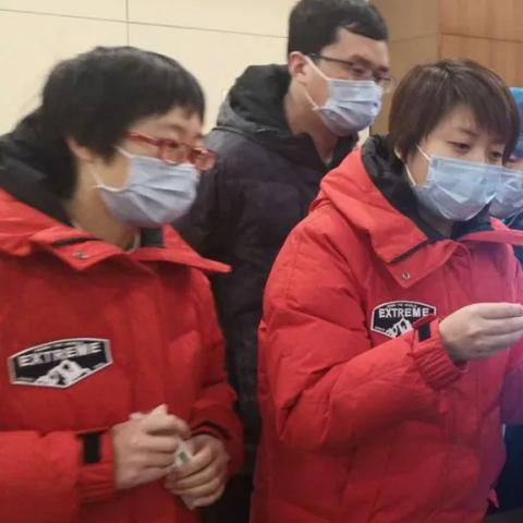 武昌火车站附近有没有价格便宜点的宾馆呀？
