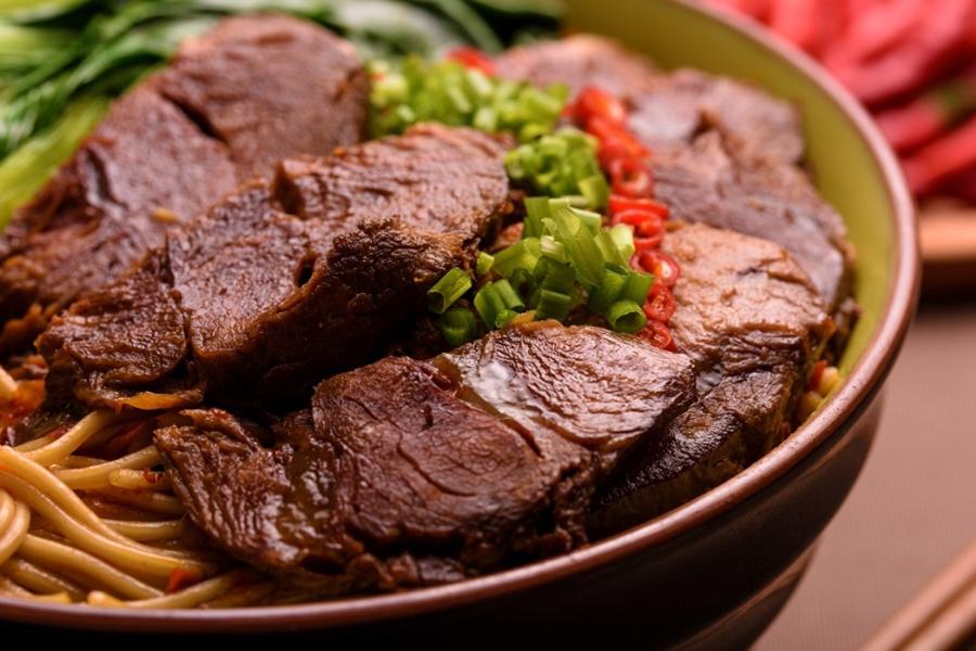 阿鲁科尔沁旗一企业拖欠300亩辣椒款，众多农户遭遇讨债难