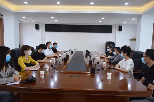 北海农业“农业＋直播＋短视频”新模式带货强！白沙镇群众送锦旗表谢意！