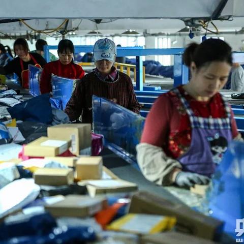 微商换客服的文案搞笑的长尾关键词有哪些