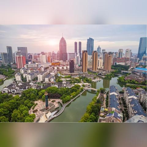 南通市高校生人数多少个