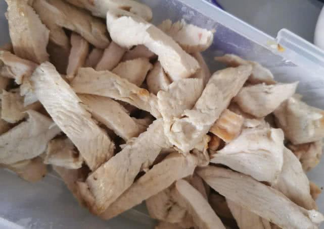 卡路里可以做什么美食（一碗麻辣烫会不会有2000大卡）