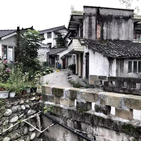 成都市区气温的长尾关键词有哪些