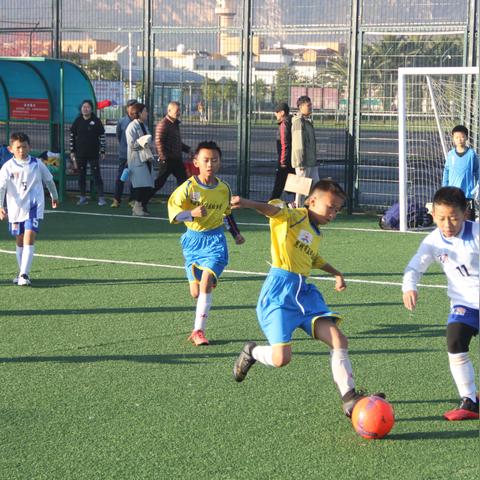 云南山区足球比赛直播的长尾关键词有什么