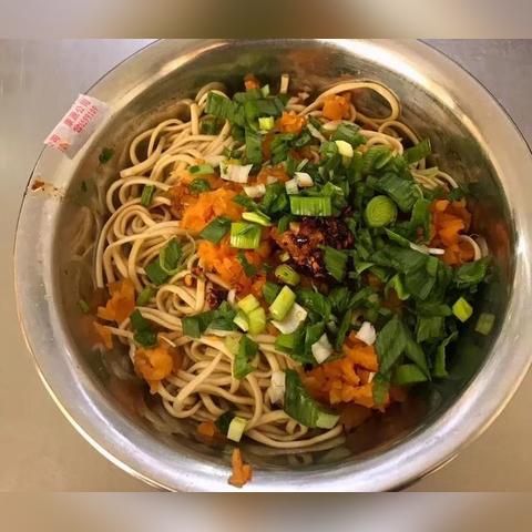 河南人早餐经常吃什么的相关长尾关键词有哪些