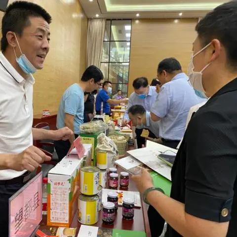 保定市周边摘草莓的长尾关键词有什么