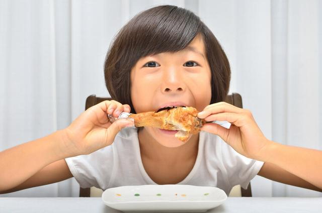 孩子吃这些食物容易性早熟