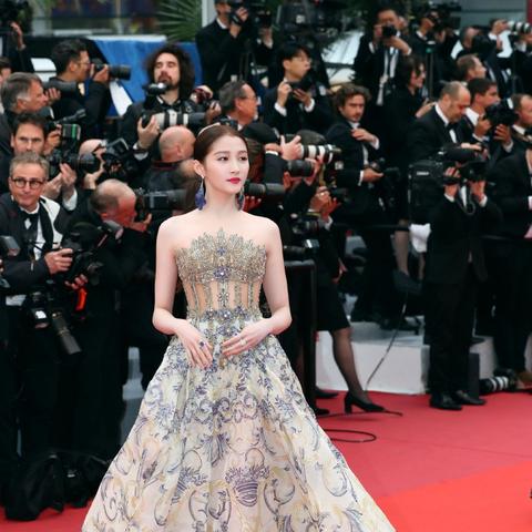 水晶跨境电商直播运营 的拓展长尾关键词有哪些 