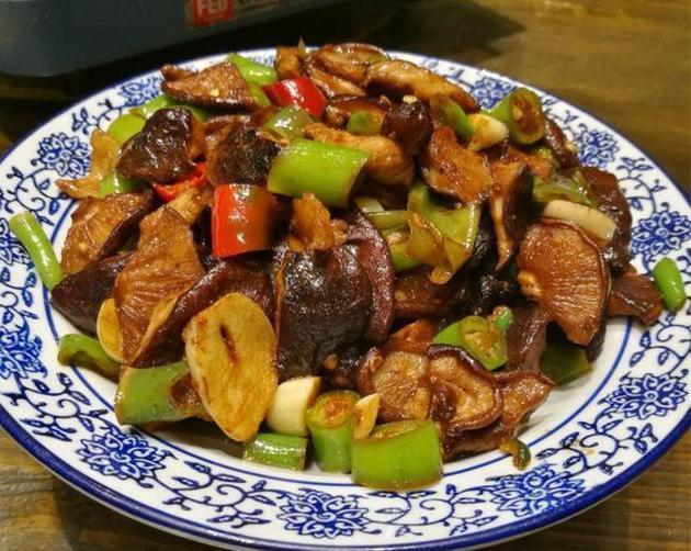 带美食什么梗（贴梗海棠也有单重瓣之分吗）