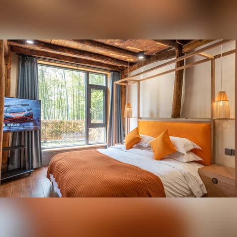 安吉县在杭州市哪个方向