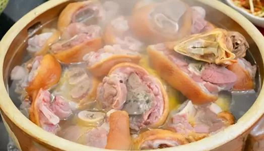 涪陵什么美食好吃（涪陵的榨菜产业今年的行情怎么样）