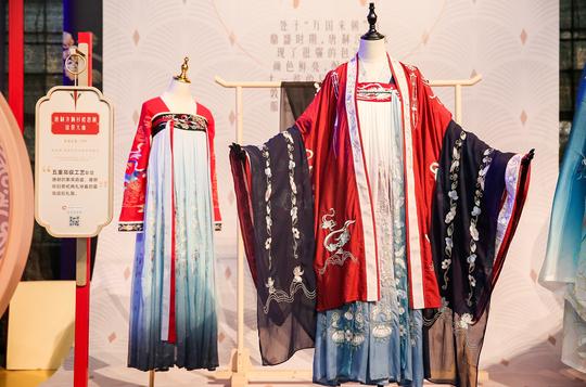 乘上淘宝的大潮，这类你不熟悉的服饰规模已超20亿