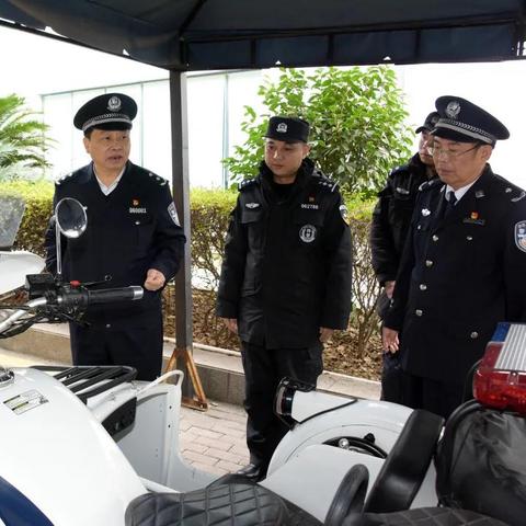 辅警需要天天上班吗？