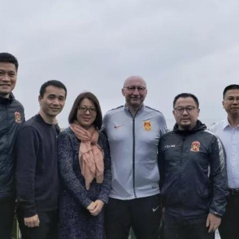 体重对足球运动员重要性的长尾关键词有什么
