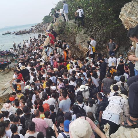 深圳市鹿嘴山庄有什么玩