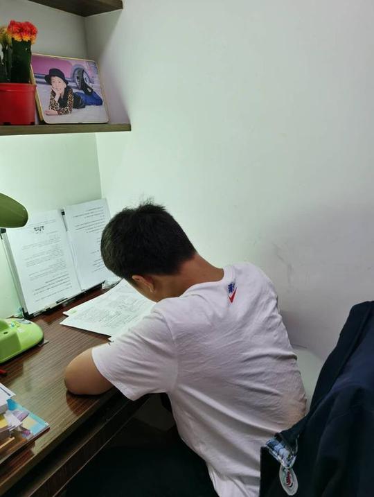 毕业啦我们不说再见！应城实验中学九（4）班毕业留念