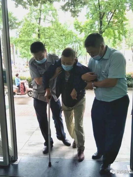 身边榜样丨李庆利：旗帜引领实践使命点燃激情
