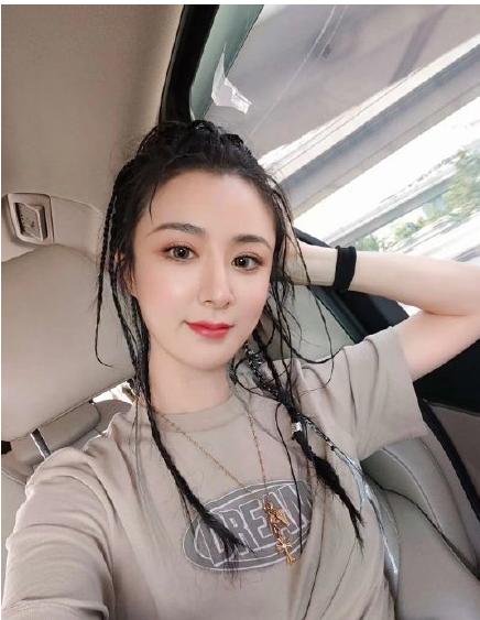 薇婭直播間怎么進(jìn)_倒了薇婭直播間查了張庭微商店 運(yùn)營百科