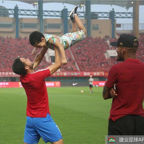 中超有兰州足球运动员吗的长尾关键词有什么