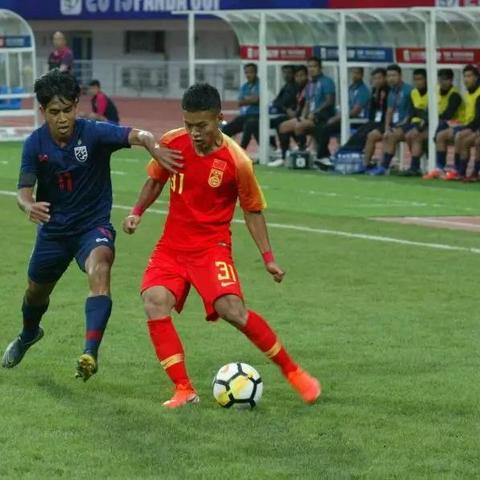 刘俊贤足球运动员简历介绍的长尾关键词有哪些