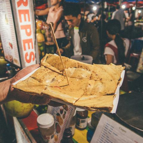 哪里夜市最热闹人多？