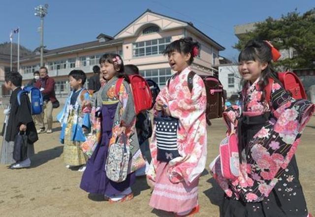对十岁孩子家庭教育建议