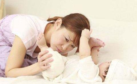 吸奶器吸到的母乳比宝宝吃到的少还是多
