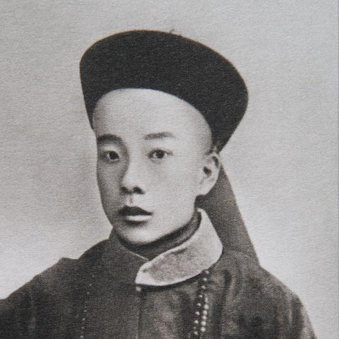 大连市王府中学在哪个区