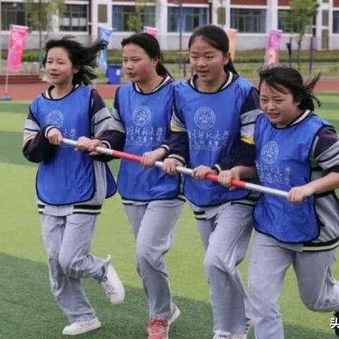 女足球运动员泥塑视频的长尾关键词有哪些