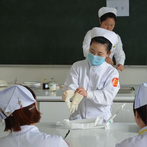 山东卫校临沂市的长尾关键词有什么