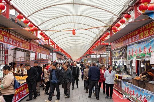 铜仁金街化身“义乌商品市场”，0元拿货0元摊位0元创业