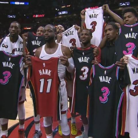 足球球衣号码三号多少钱